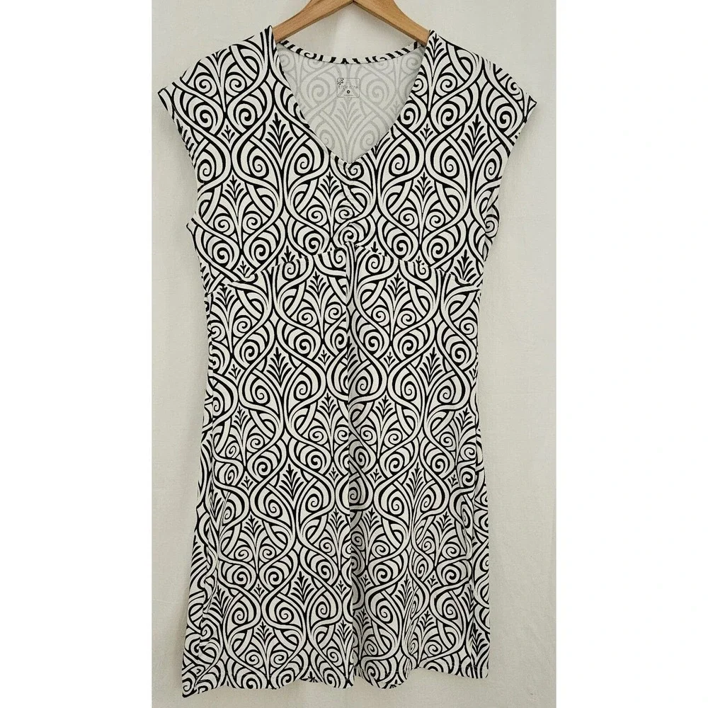 Title Nine Black and White Sheath Midi Dress V-Neck - Picture 1 of 10